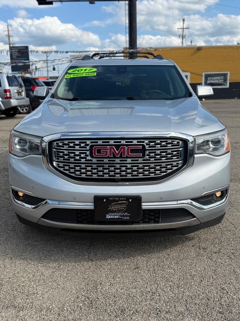 GMC Acadia Denali AWD 2017