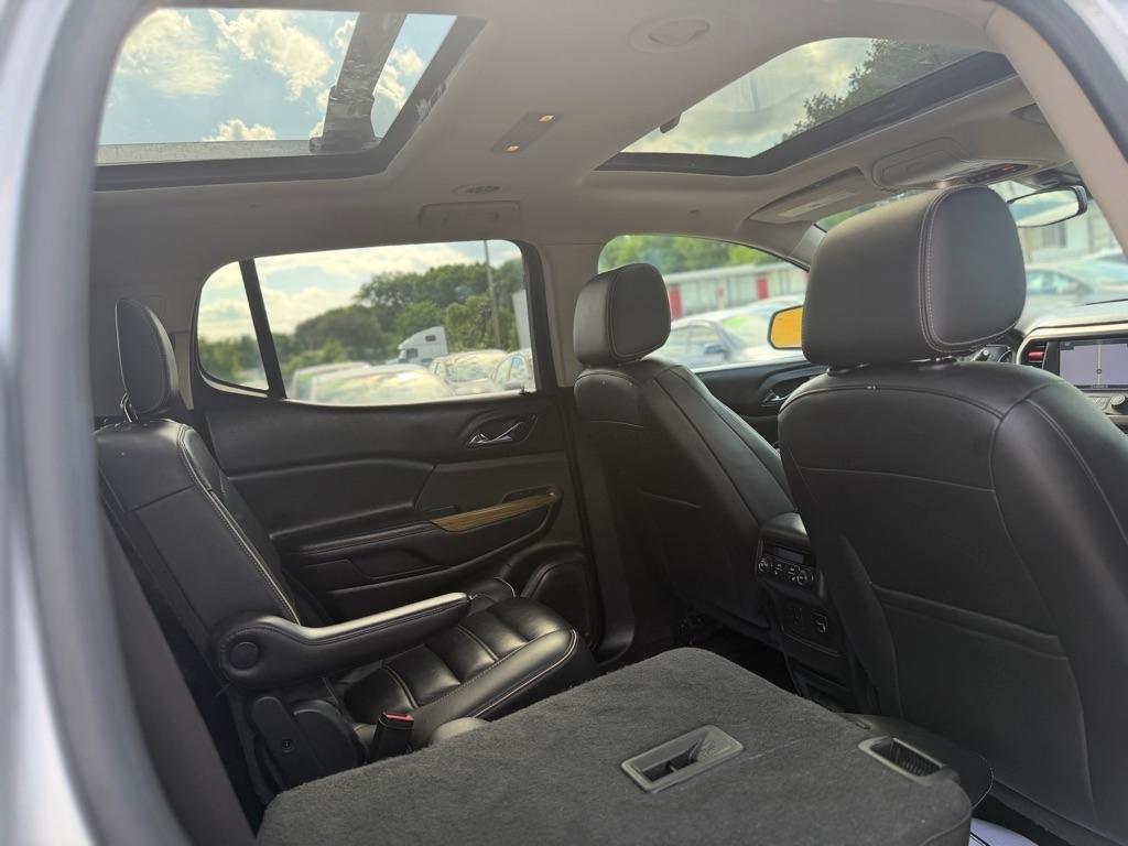 GMC Acadia Denali AWD 2017