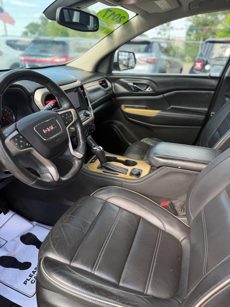 GMC Acadia Denali AWD 2017