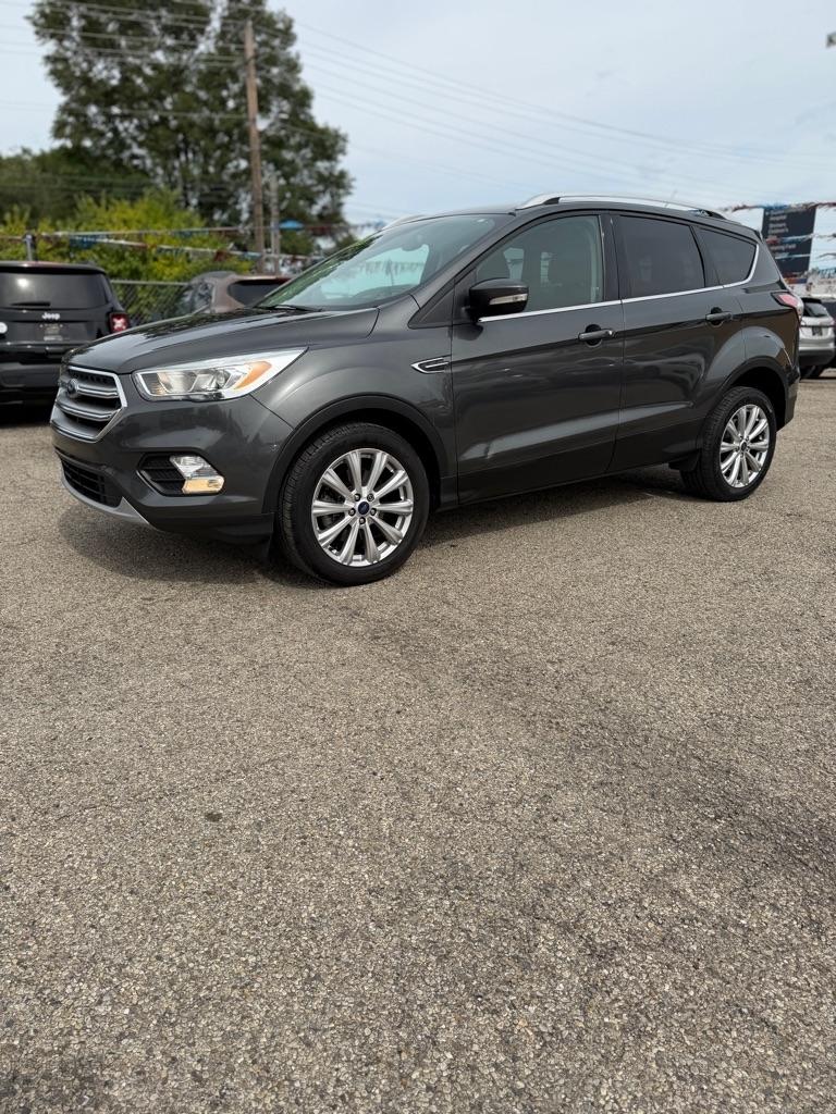 Ford Escape Titanium 4WD 2017