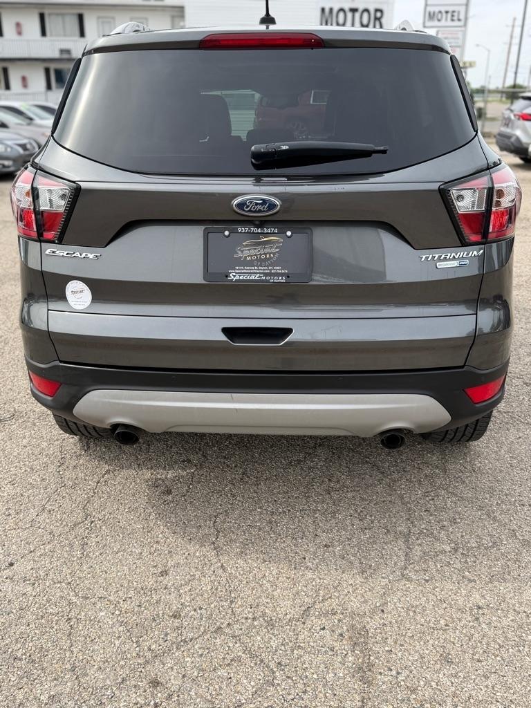 Ford Escape Titanium 4WD 2017