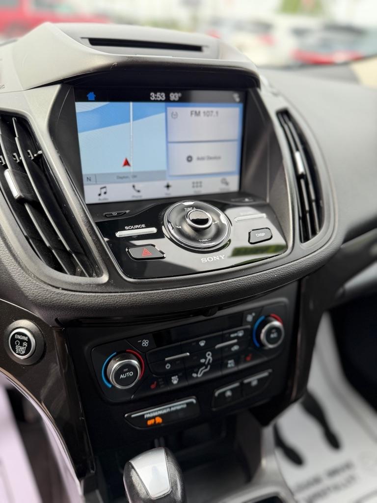 Ford Escape Titanium 4WD 2017