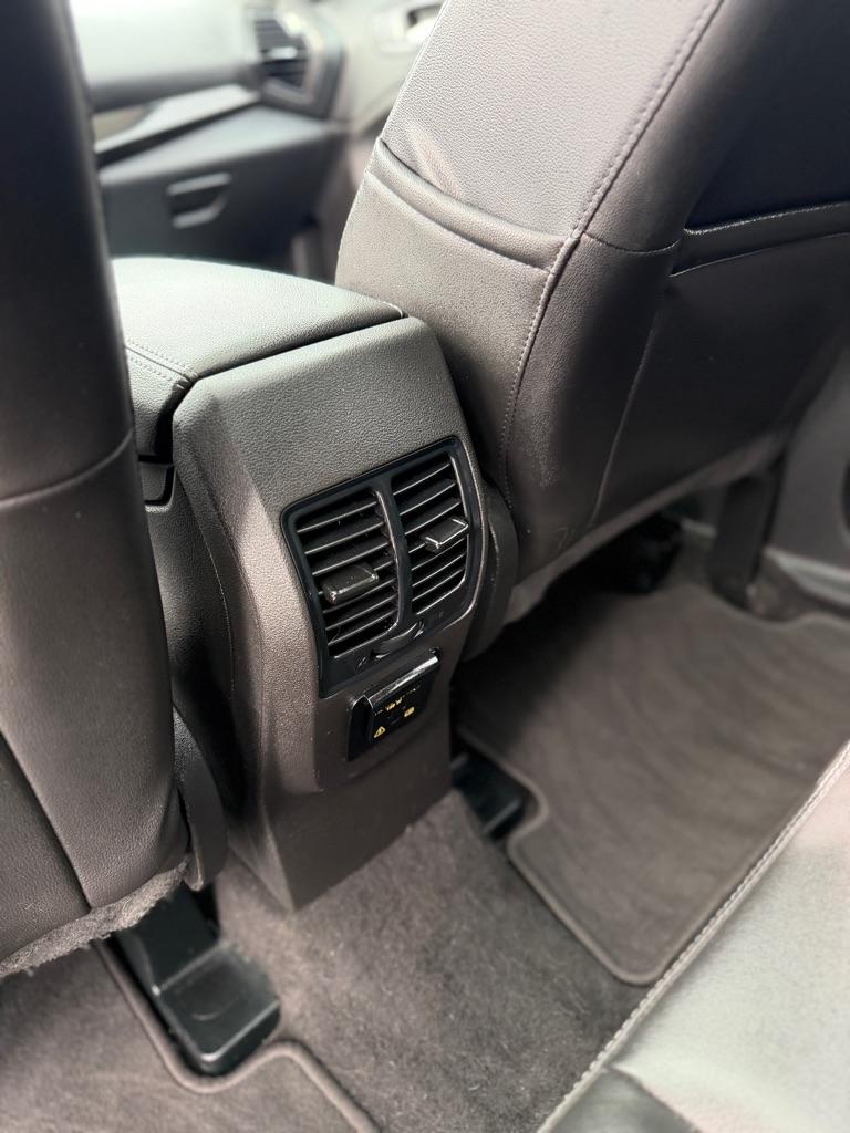 Ford Escape Titanium 4WD 2017
