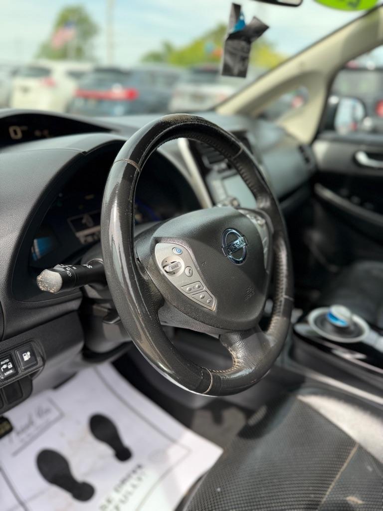 Nissan Leaf S 2015
