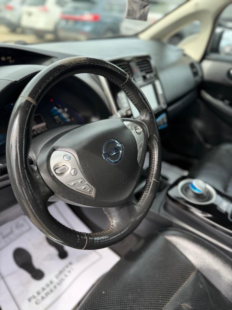Nissan Leaf S 2015
