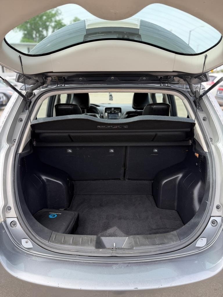 Nissan Leaf S 2015
