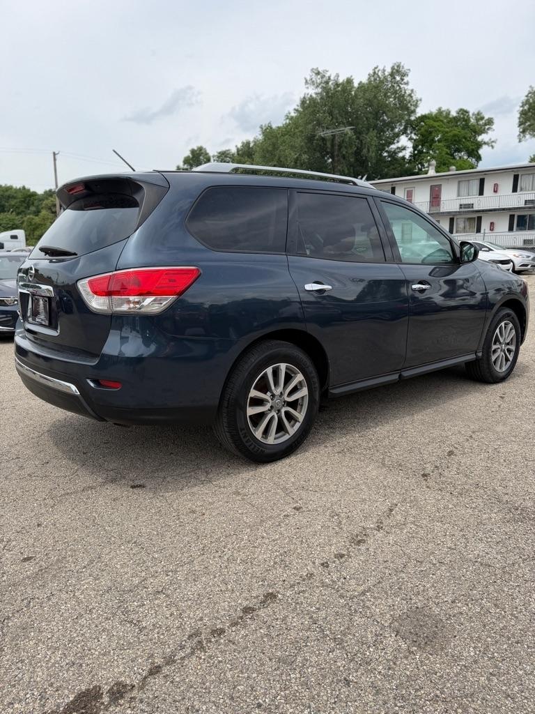 Nissan Pathfinder S 2WD 2016