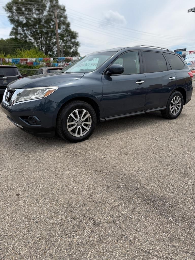 Nissan Pathfinder S 2WD 2016