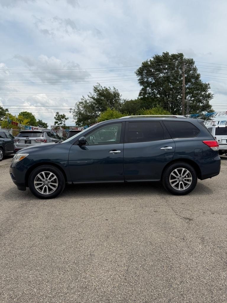 Nissan Pathfinder S 2WD 2016