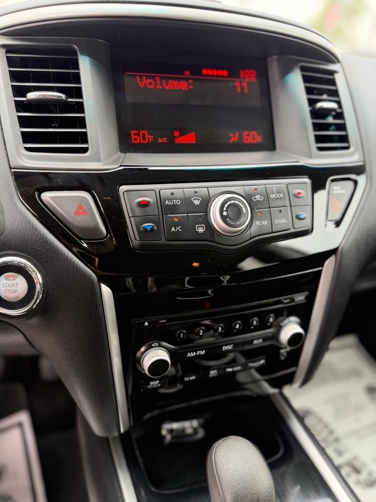 Nissan Pathfinder S 2WD 2016