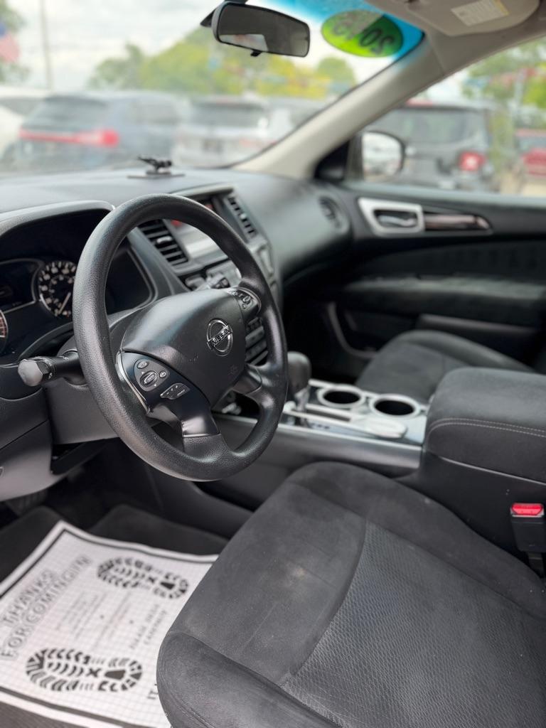 Nissan Pathfinder S 2WD 2016