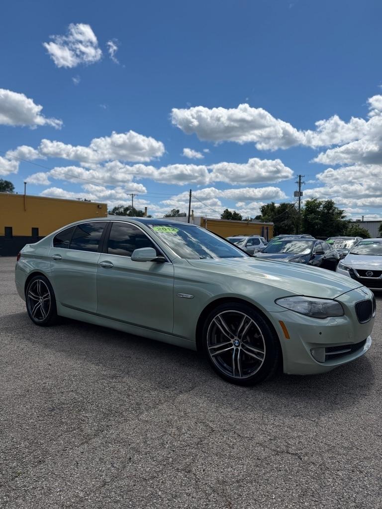 BMW 5-Series 528i 2013