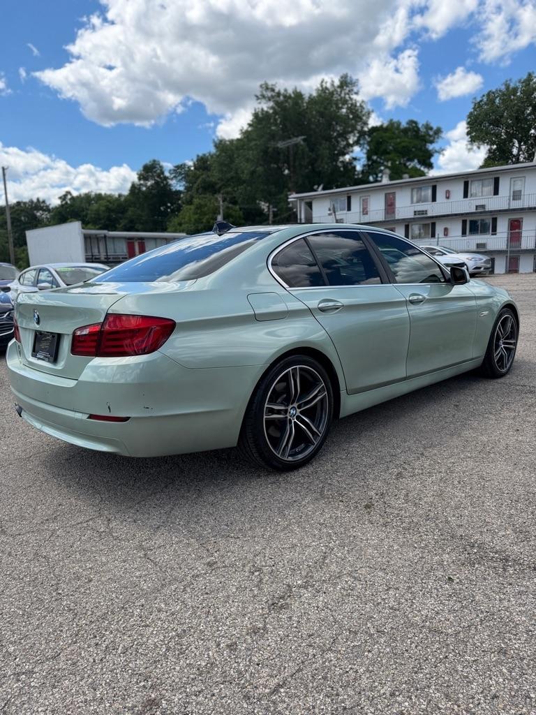 BMW 5-Series 528i 2013