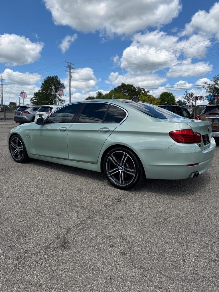 BMW 5-Series 528i 2013