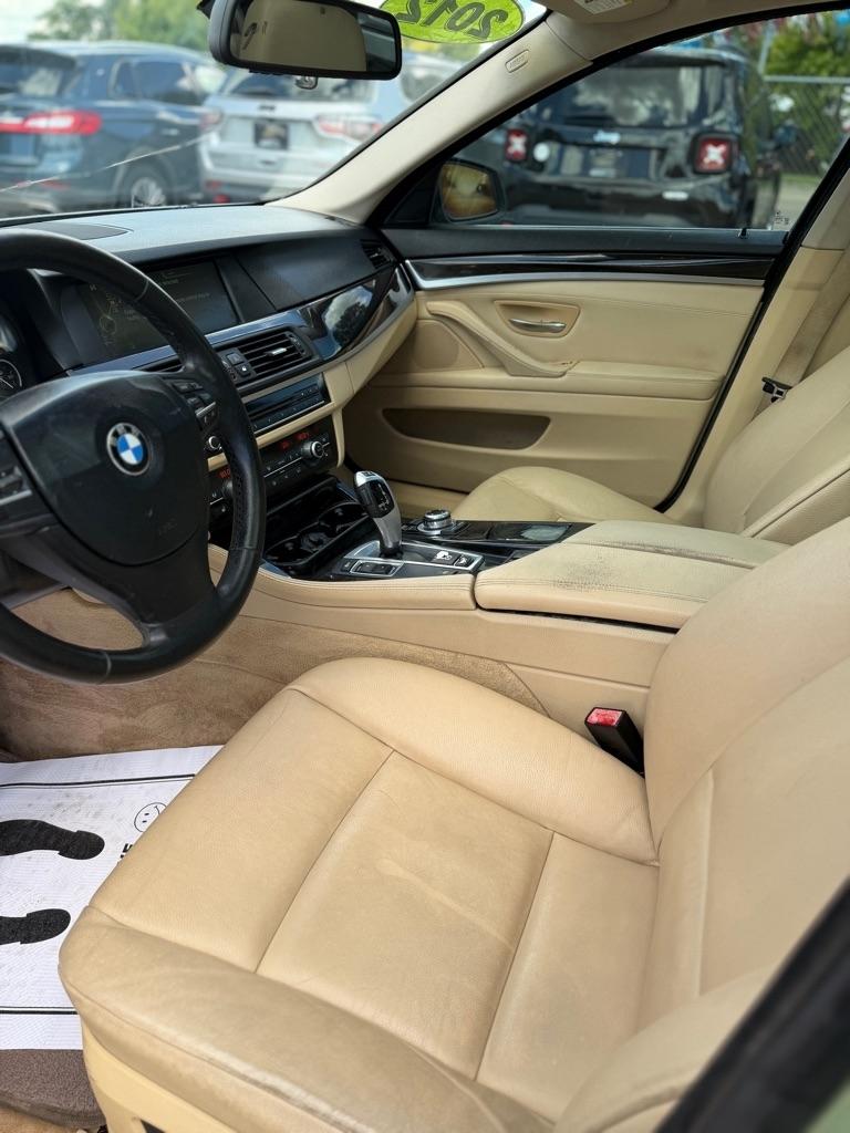 BMW 5-Series 528i 2013