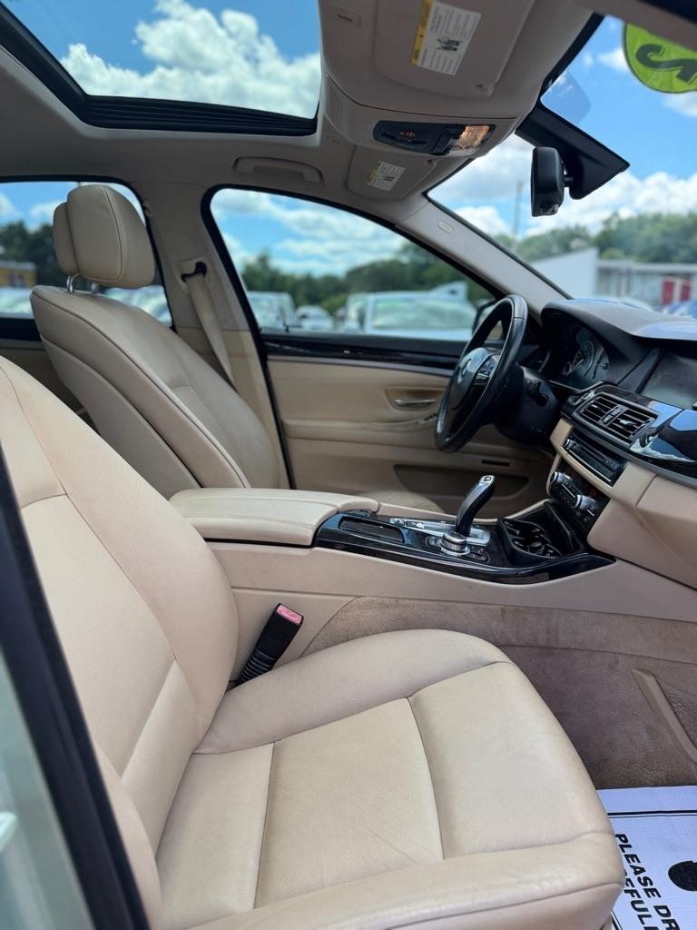 BMW 5-Series 528i 2013