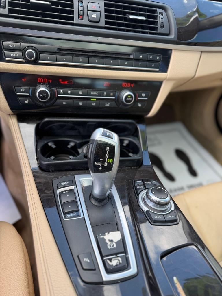 BMW 5-Series 528i 2013