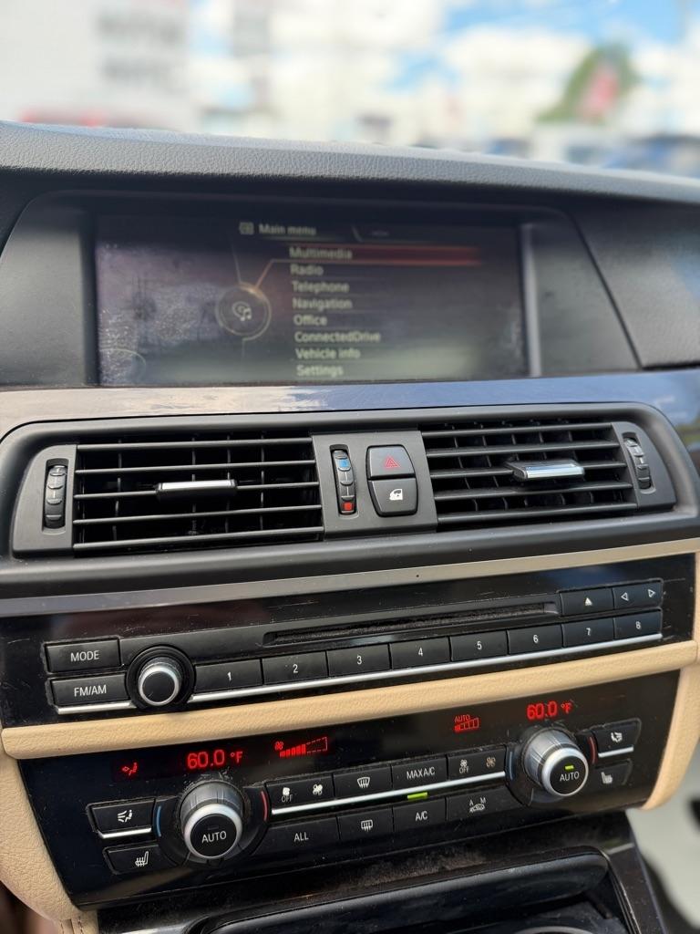 BMW 5-Series 528i 2013