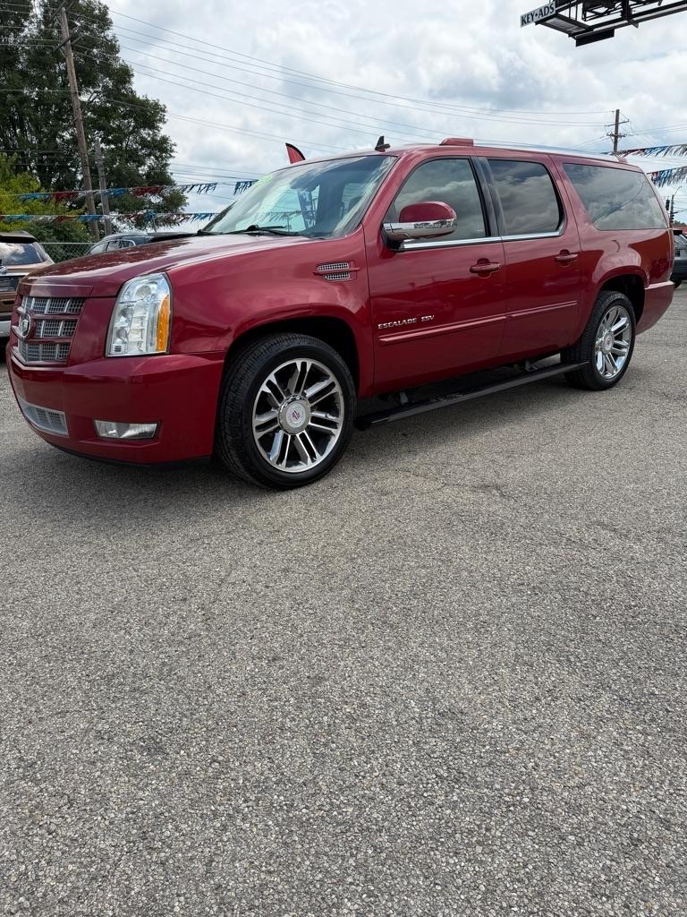 Cadillac Escalade ESV AWD Premium 2013