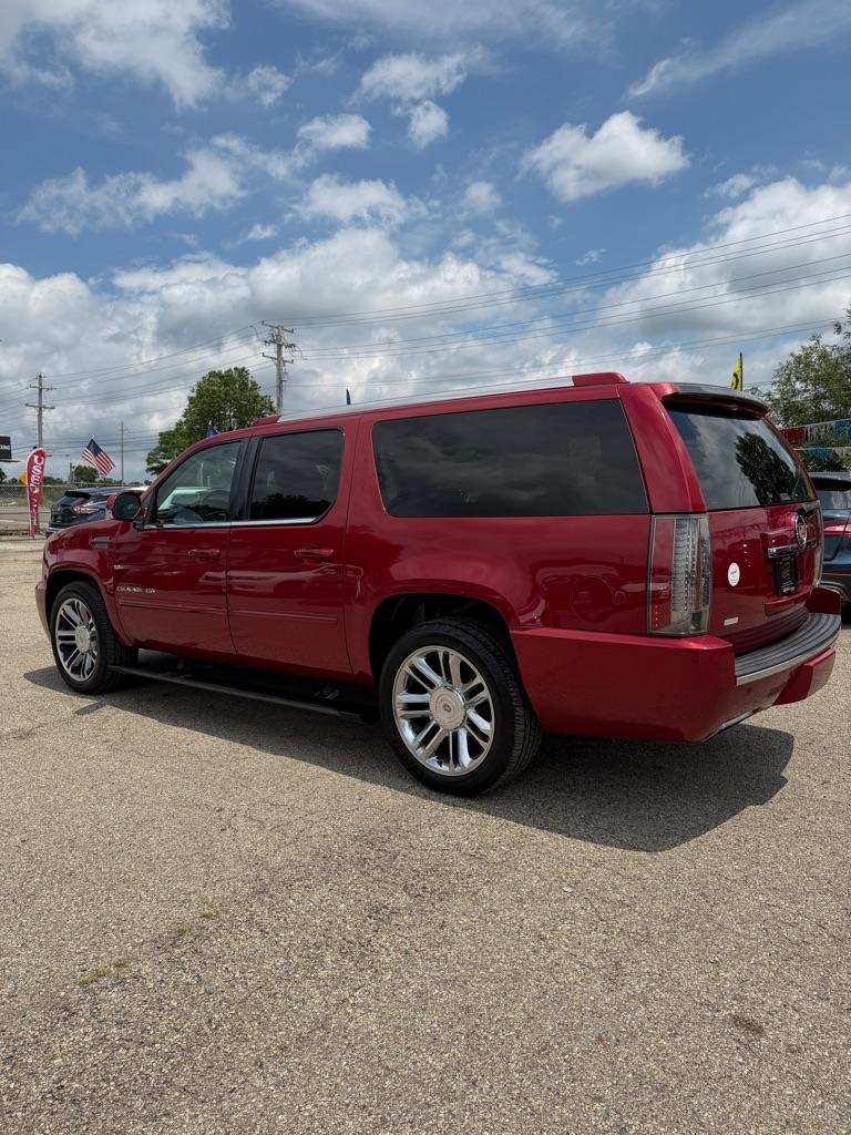 Cadillac Escalade ESV AWD Premium 2013