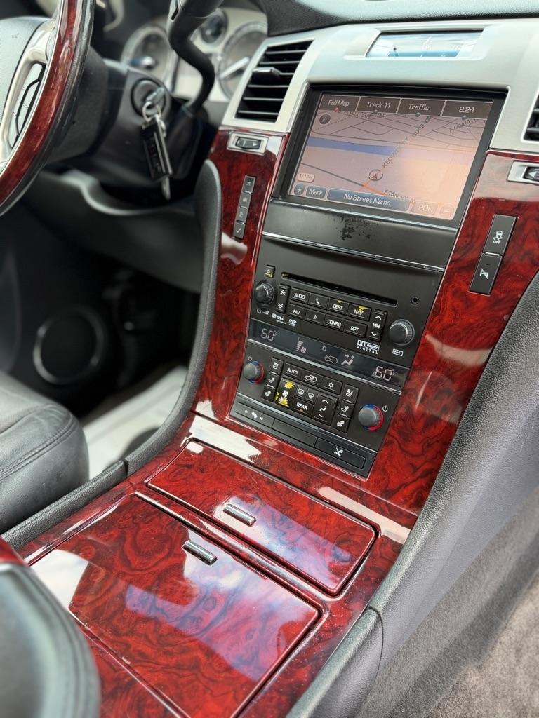 Cadillac Escalade ESV AWD Premium 2013