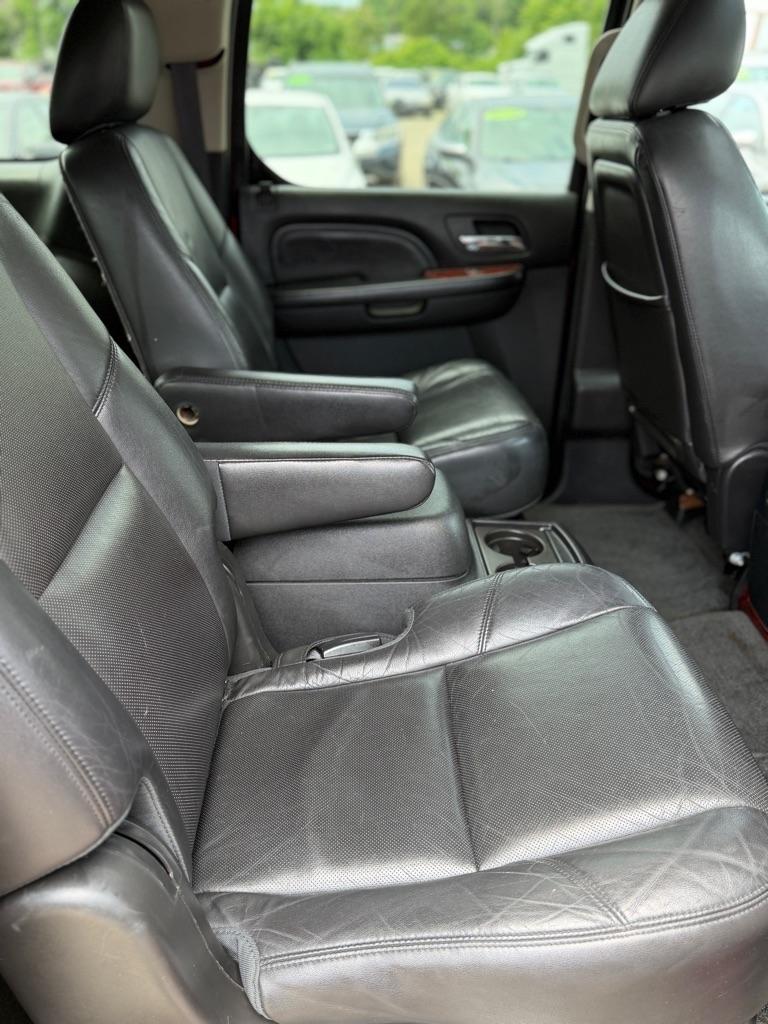 Cadillac Escalade ESV AWD Premium 2013