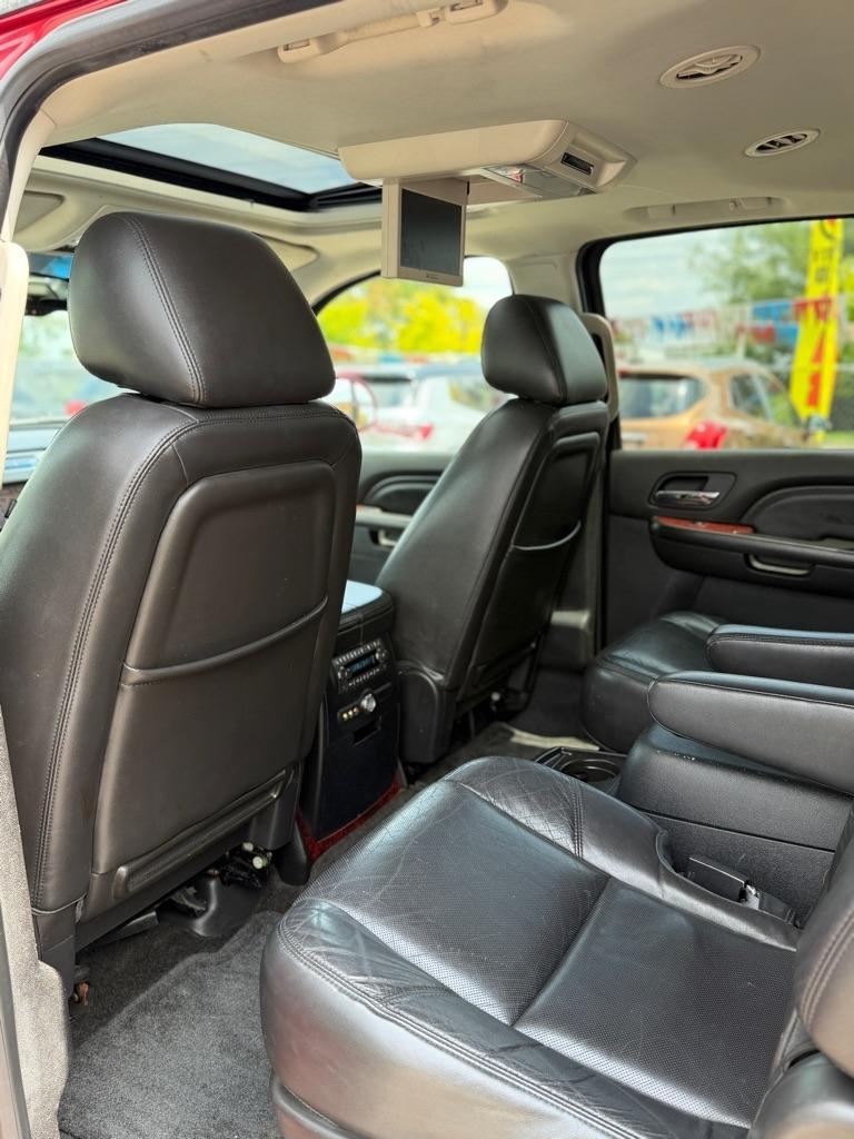 Cadillac Escalade ESV AWD Premium 2013