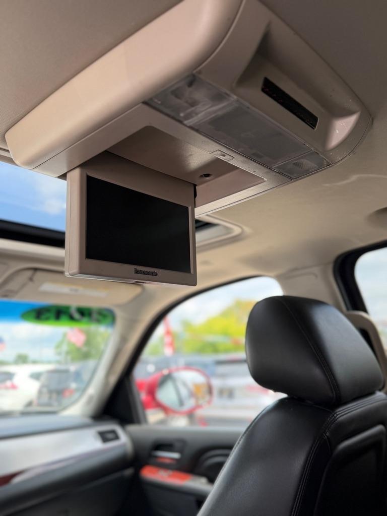 Cadillac Escalade ESV AWD Premium 2013
