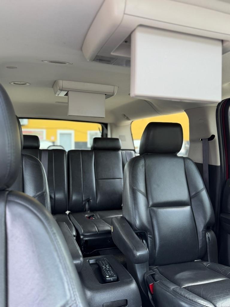 Cadillac Escalade ESV AWD Premium 2013