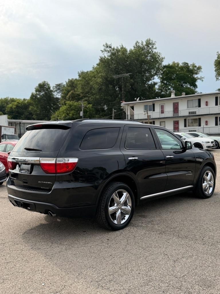 Dodge Durango Citadel AWD 2011