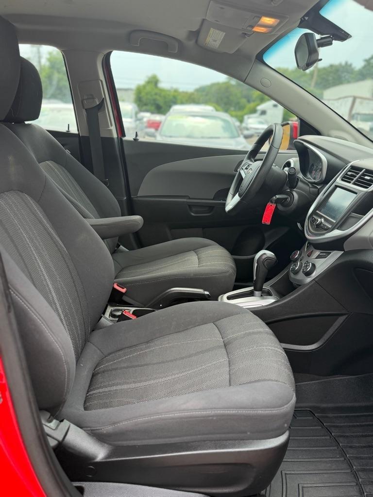 Chevrolet Sonic LT Auto Sedan 2017