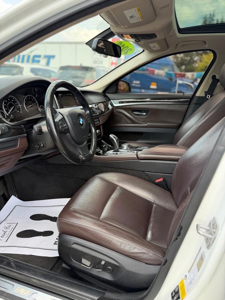BMW 5-Series 535i xDrive 2016