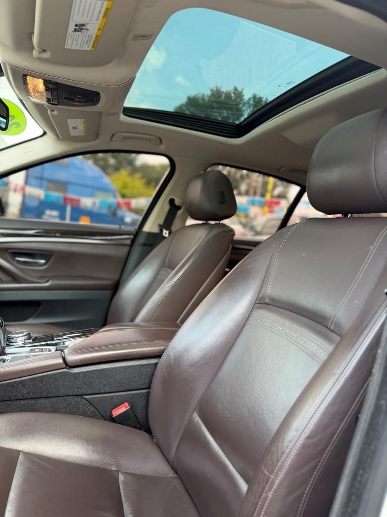 BMW 5-Series 535i xDrive 2016