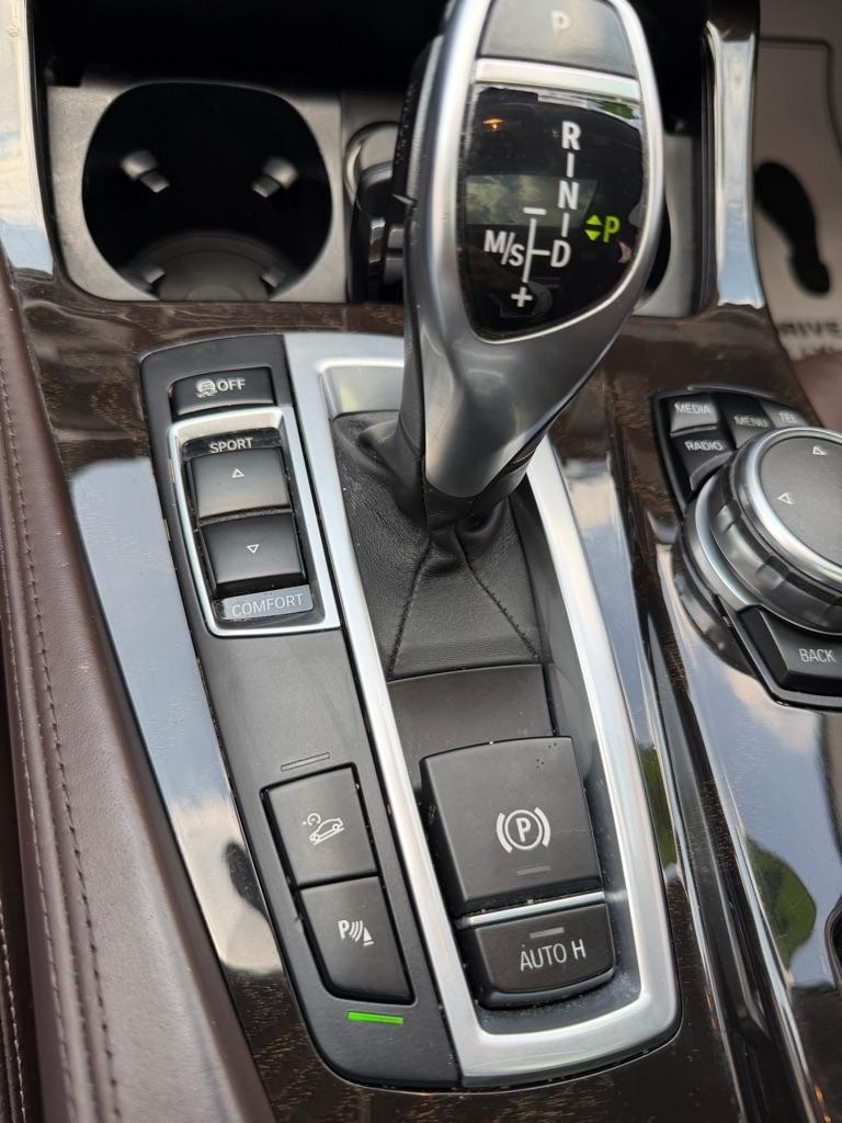 BMW 5-Series 535i xDrive 2016