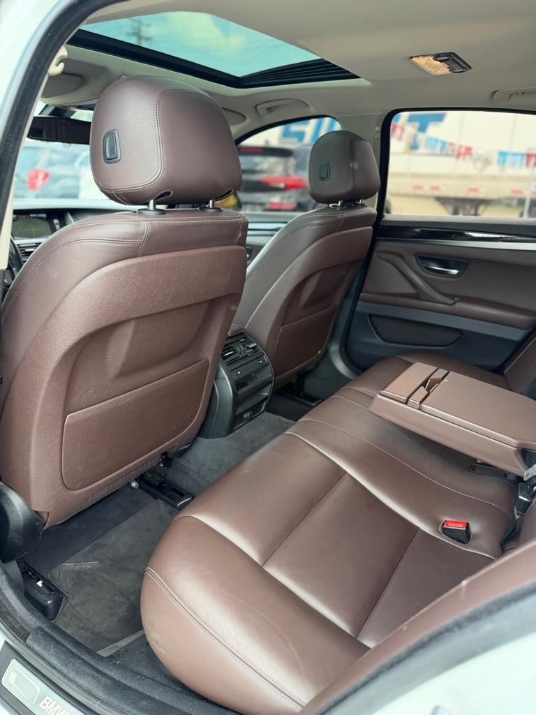 BMW 5-Series 535i xDrive 2016
