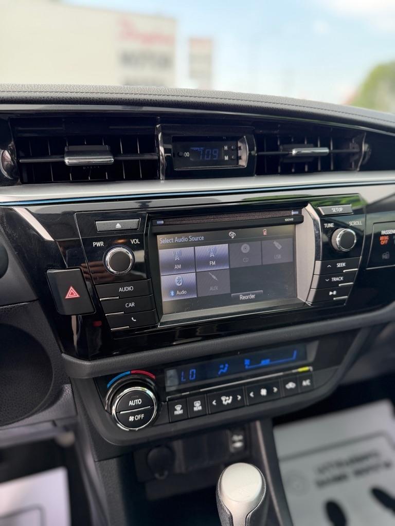 Toyota Corolla LE CVT 2015