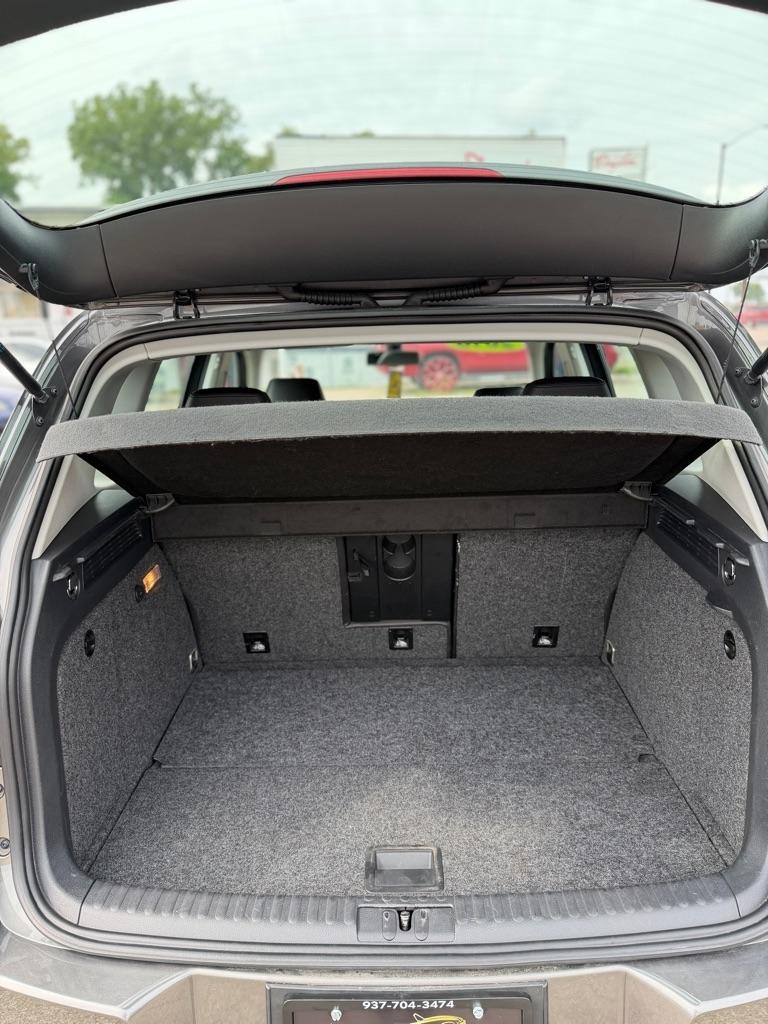 Volkswagen Tiguan S 2016