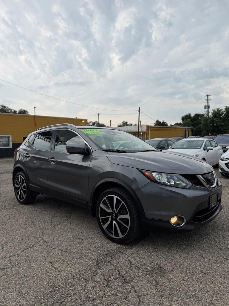 2017 Nissan Rogue Sport SL AWD photo