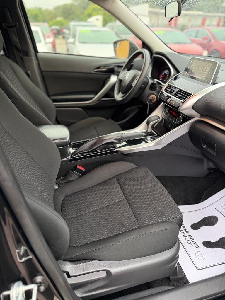 Mitsubishi Eclipse Cross LE AWD 2020