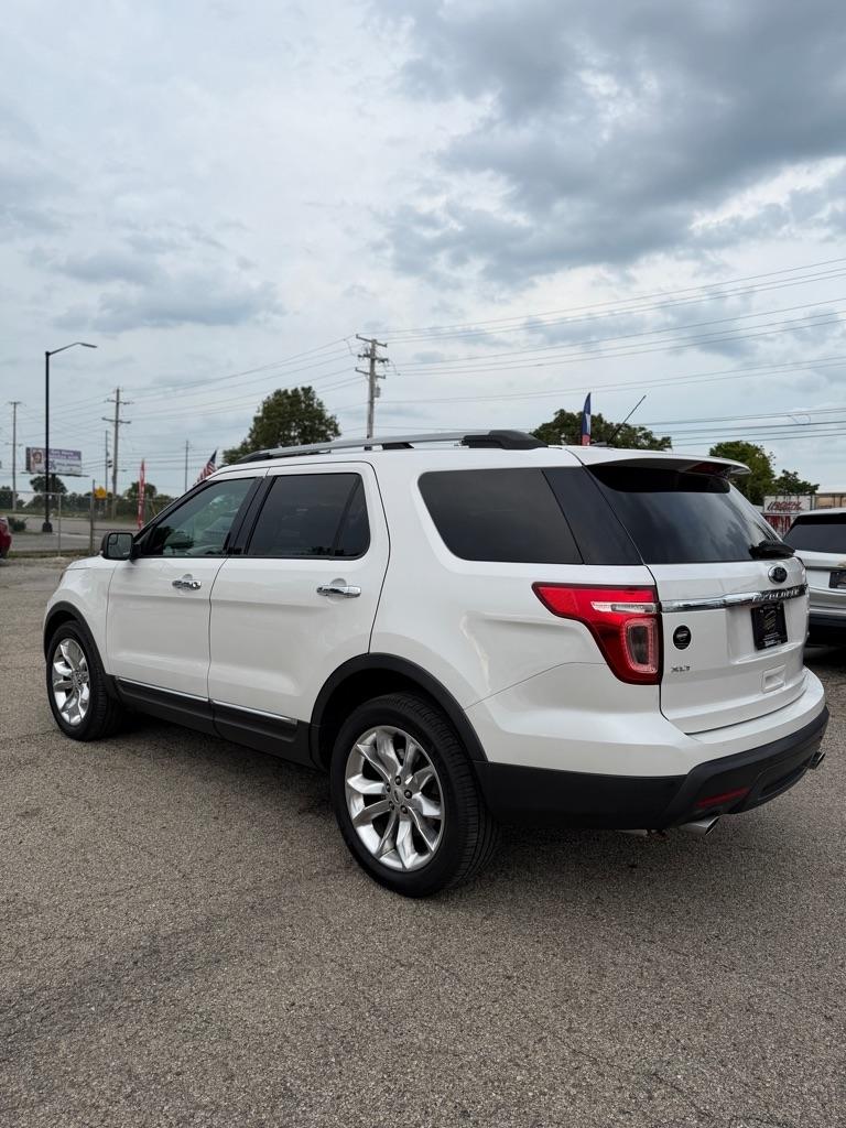 Ford Explorer XLT 4WD 2014