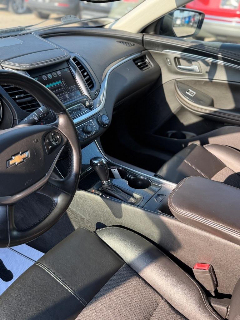Chevrolet Impala LT 2019