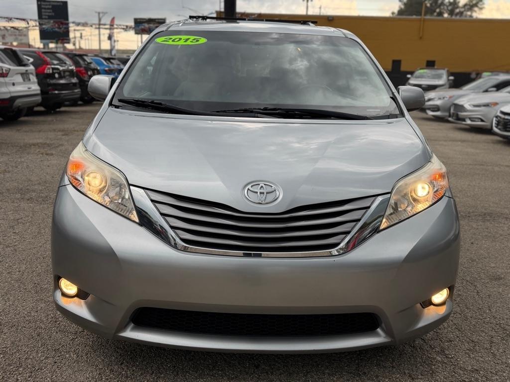 Toyota Sienna XLE FWD 8-Passenger V6 2015