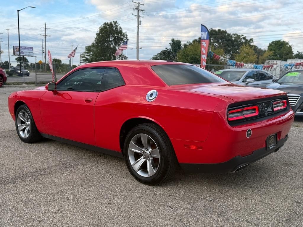 Dodge Challenger SXT 2015