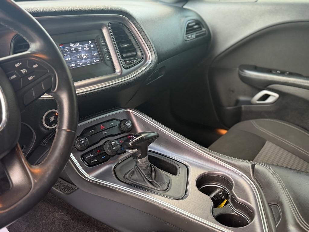 Dodge Challenger SXT 2015