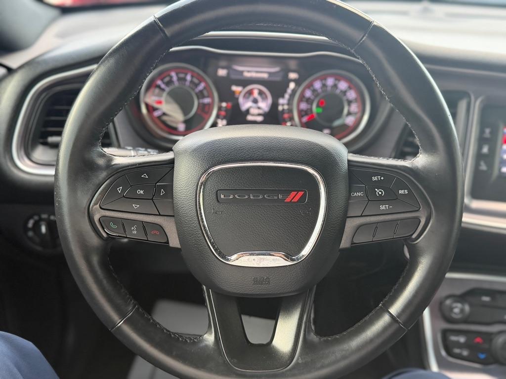 Dodge Challenger SXT 2015