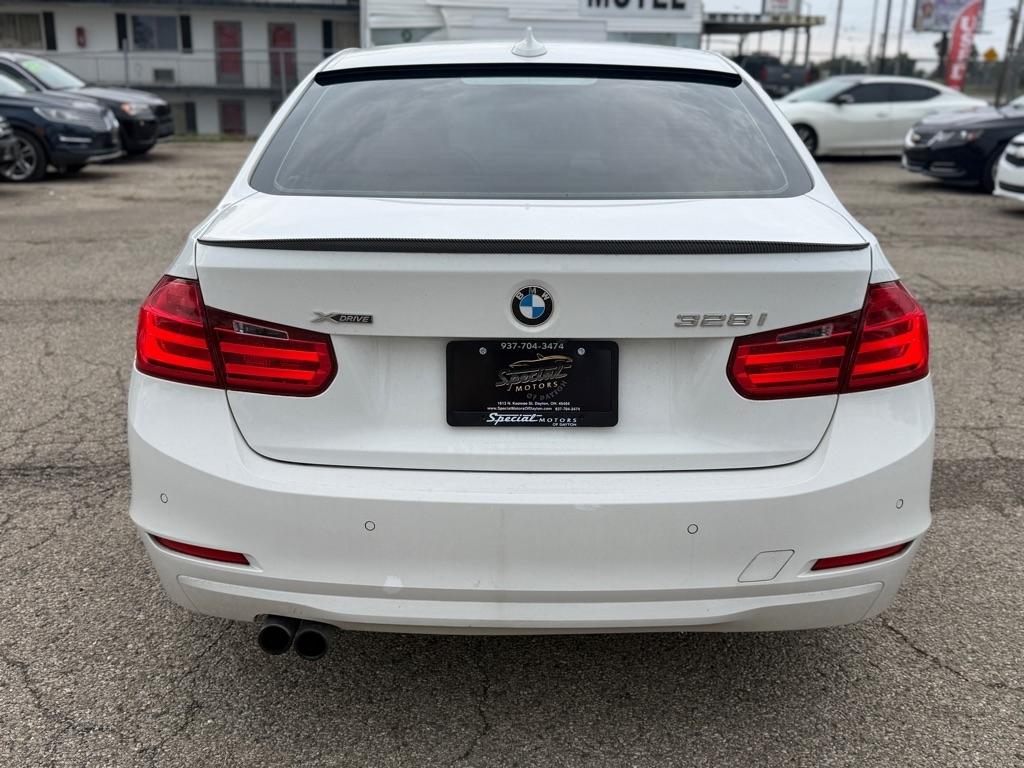 BMW 3-Series 328i xDrive Sedan 2014
