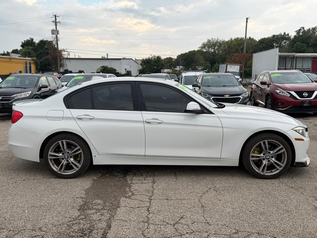 BMW 3-Series 328i xDrive Sedan 2014