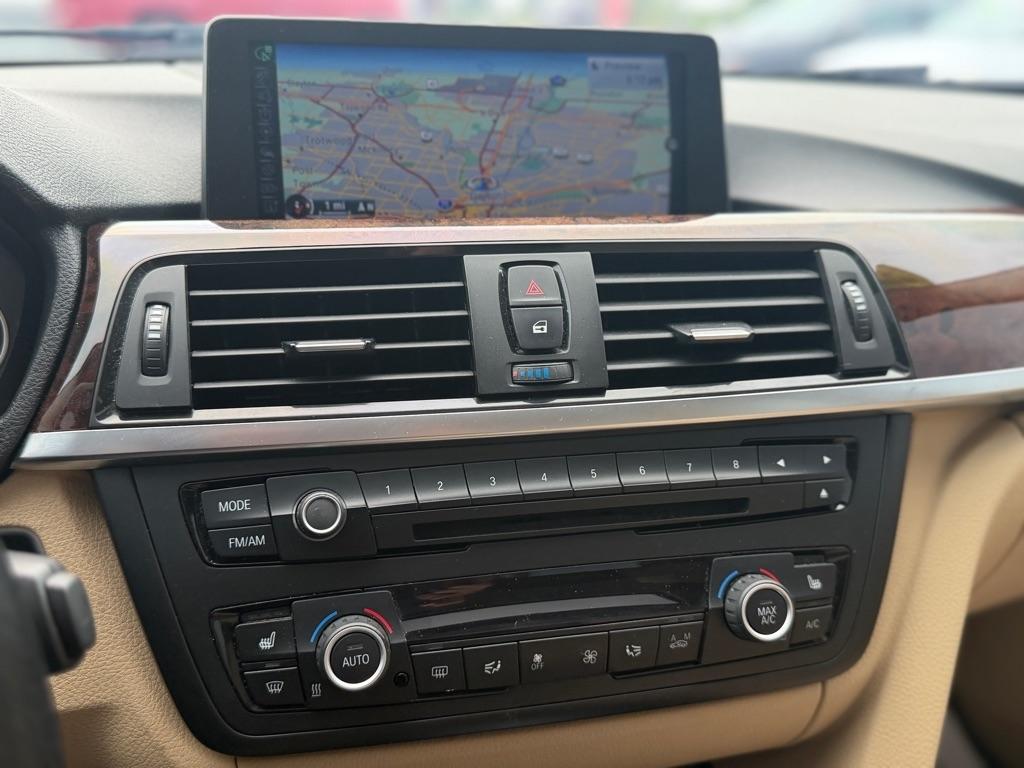 BMW 3-Series 328i xDrive Sedan 2014