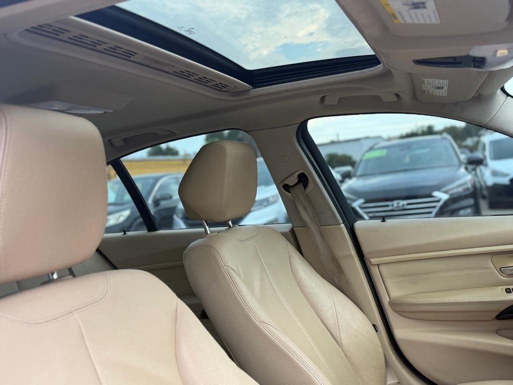 BMW 3-Series 328i xDrive Sedan 2014