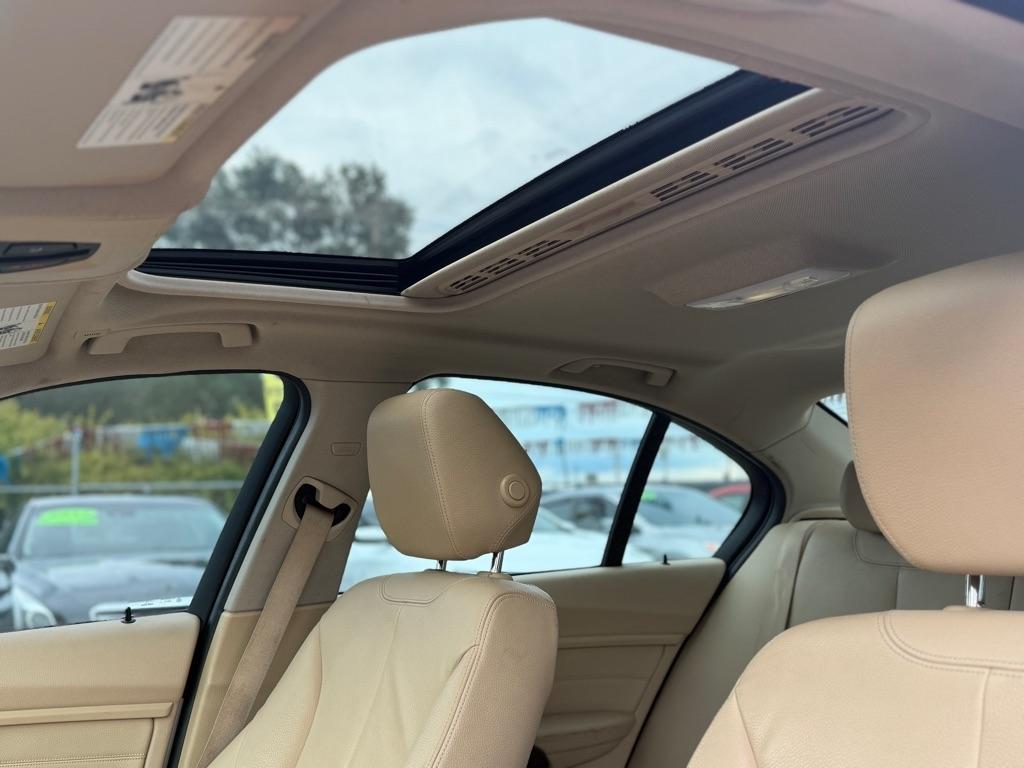 BMW 3-Series 328i xDrive Sedan 2014